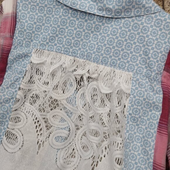 3624 Size XL Upcycled Kim Rogers Button Down Shirt in Pink and Blue With Lace. - Picture 7 of 13